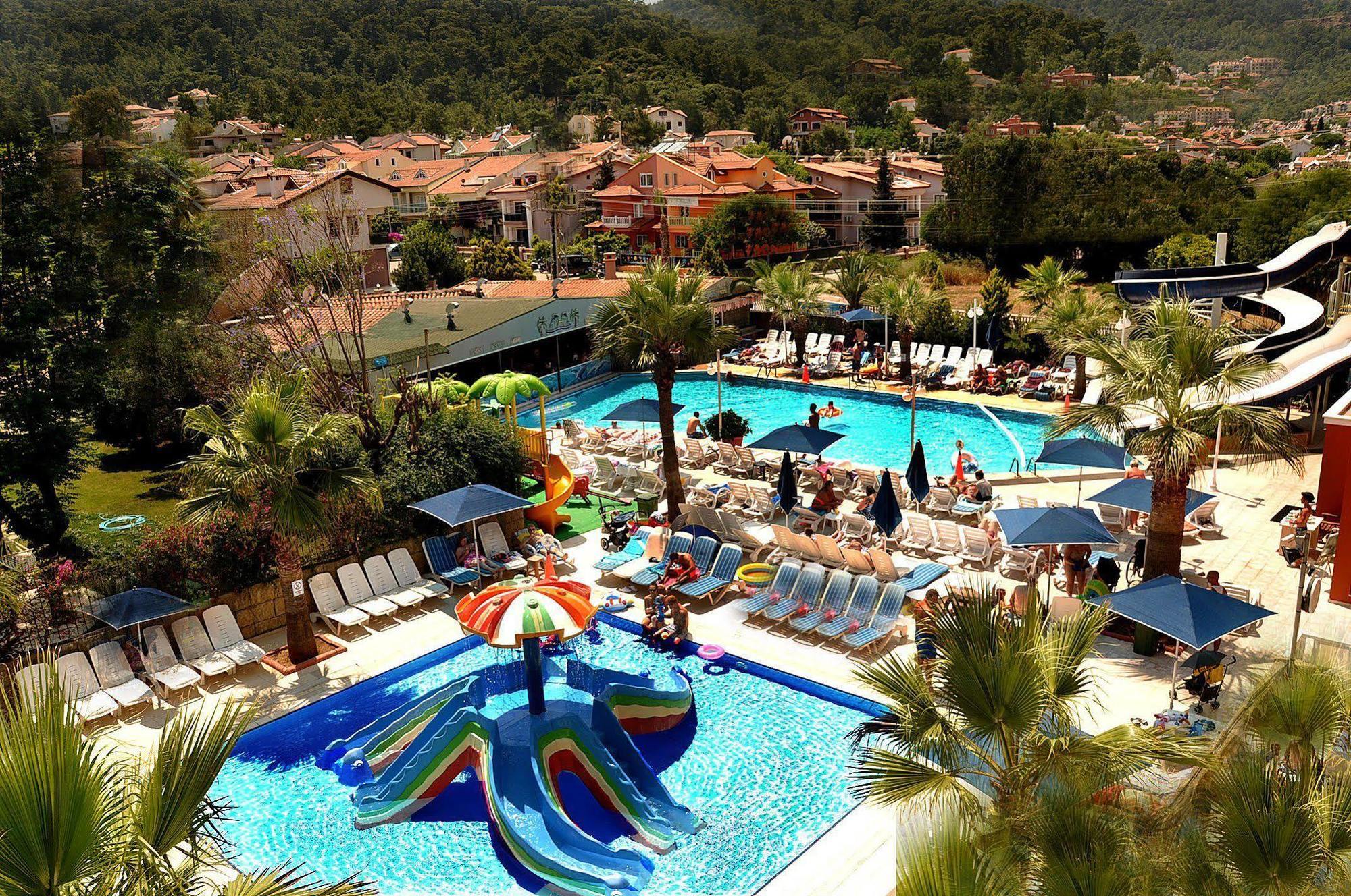 Club Alpina Hotel Marmaris Exterior foto